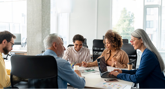 Equipo de trabajo en ImpulsoConecta Consultoría